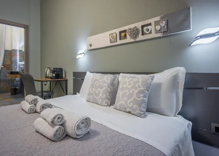 Aurelia Garden 4*